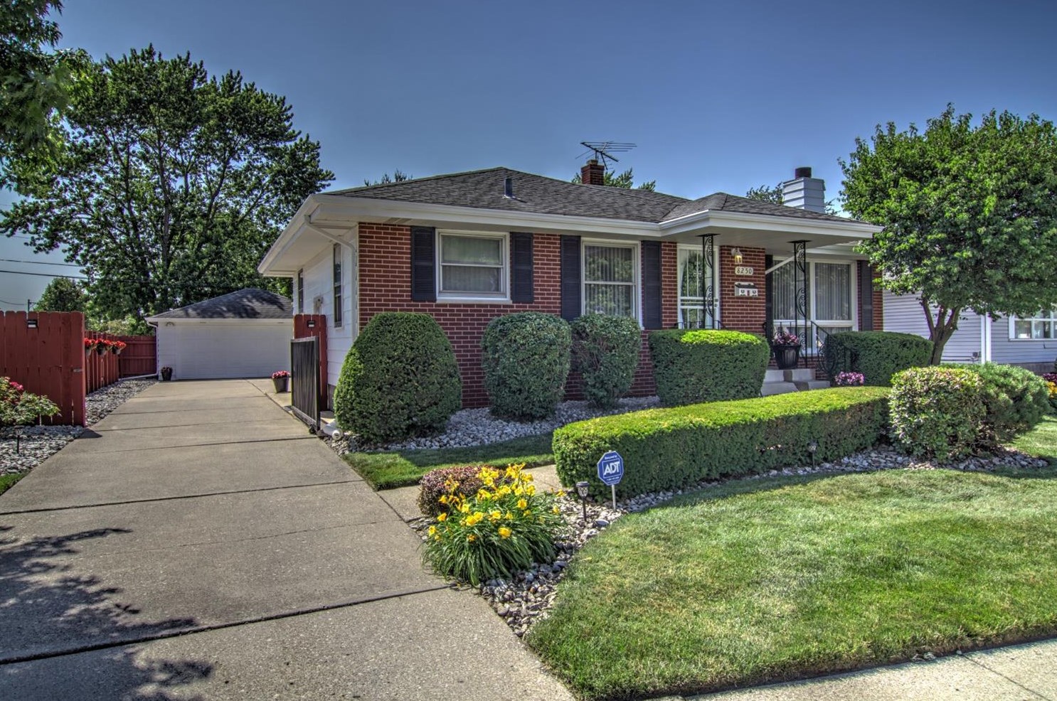 8250 Jackson Ave, Hammond, IN 46321