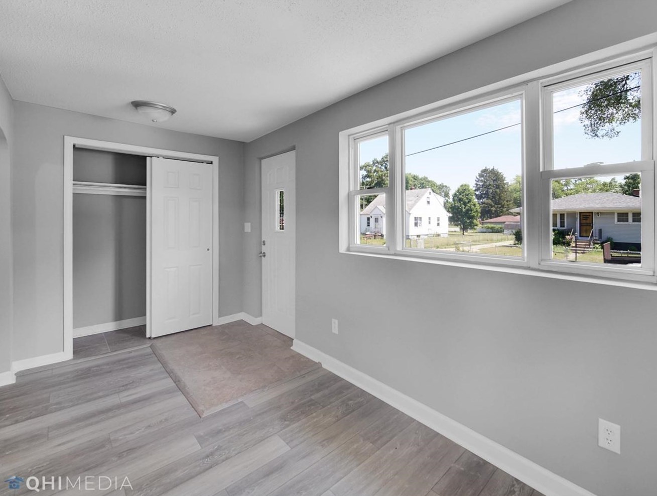 2780 Belmont St, Portage, IN 46368-3202