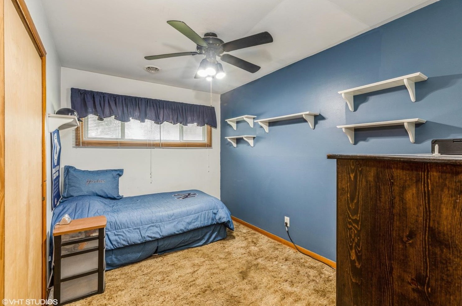 720 Lindberg St, Griffith IN 46319-2034 exterior