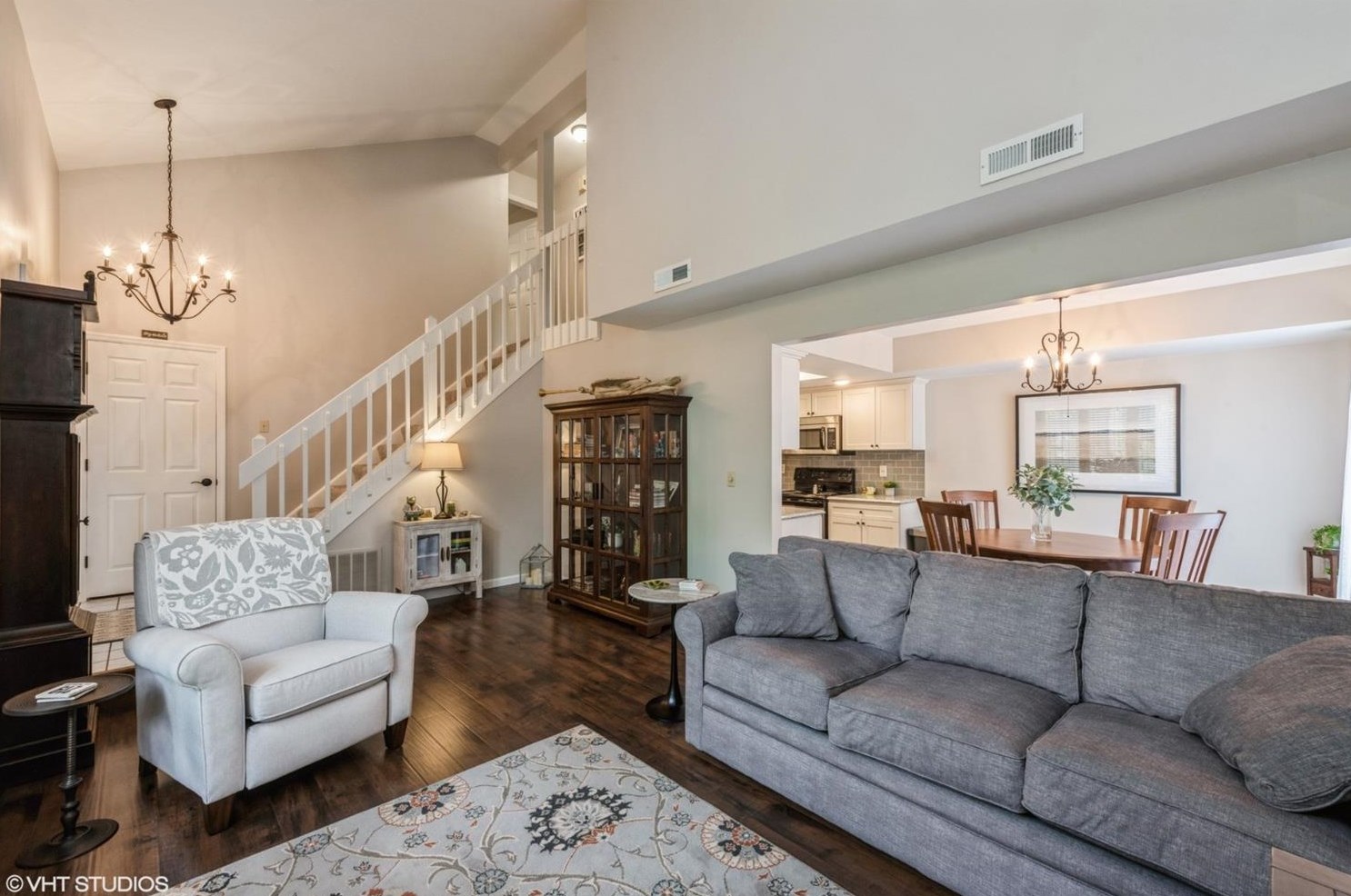 615 Glade Pl, Valpo, IN 46383