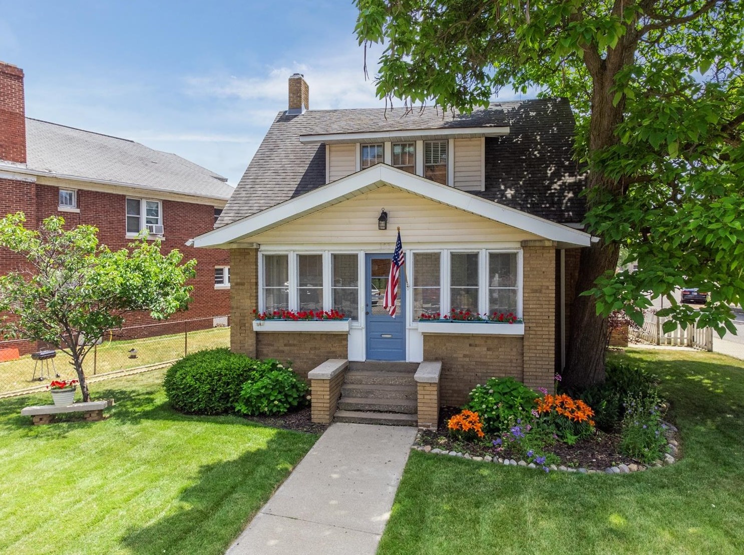 103 Main St, Michigan City, IN 46360-3728