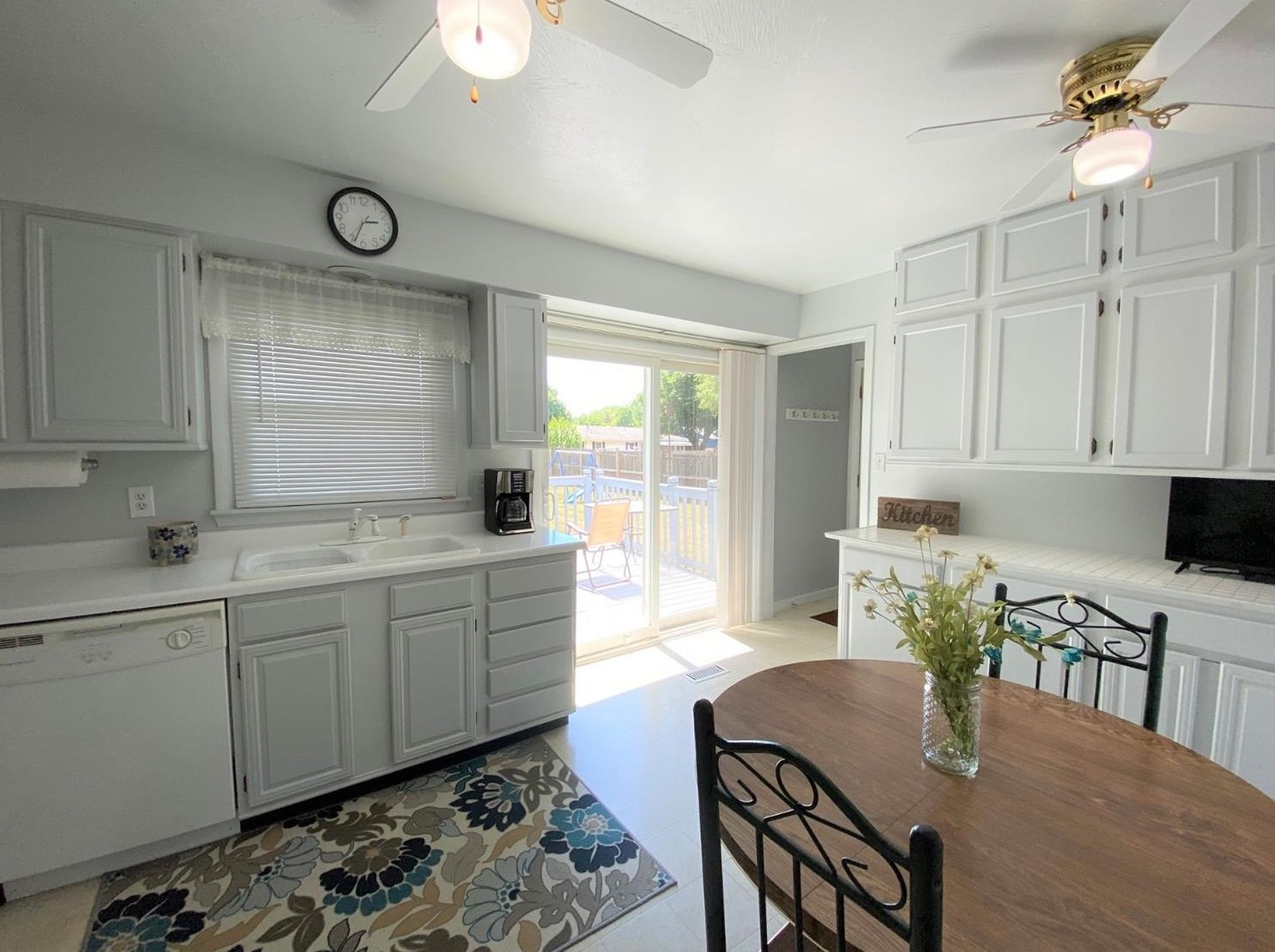 2138 Kennedy St, Portage, IN 46368-2414