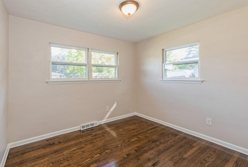 5931 Mckinley St, Gary IN  46410-2203 exterior