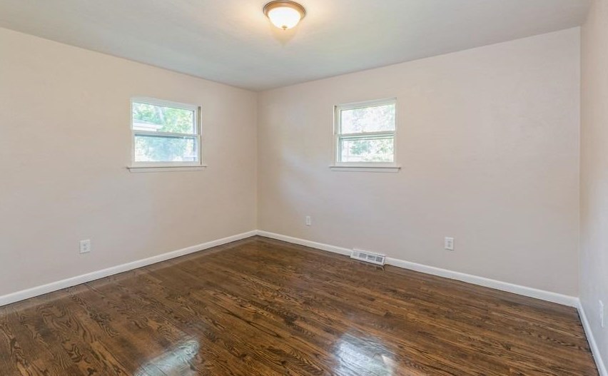 5931 Mckinley St, Gary IN  46410-2203 exterior