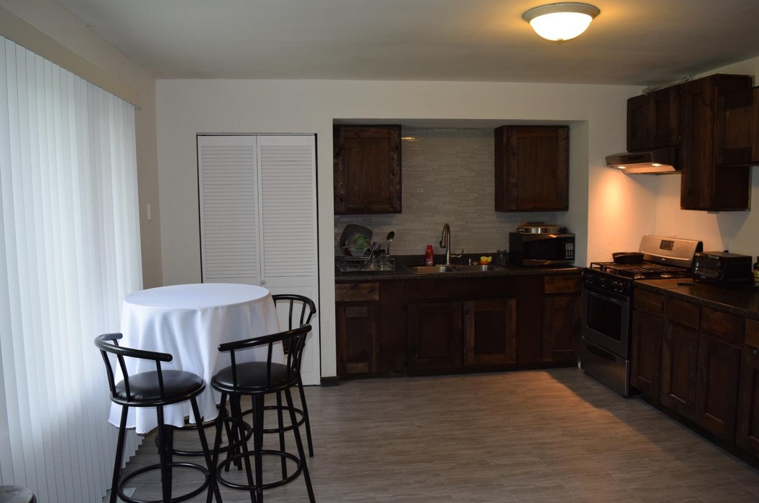 767 Heritage Rd, Valpo, IN 46385