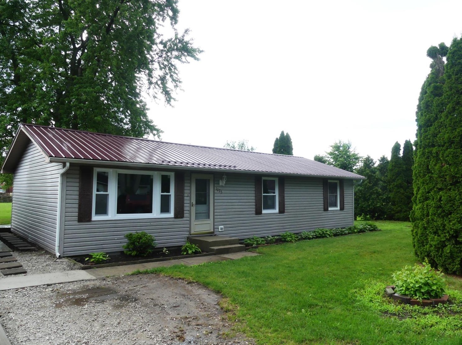 1025 Cherry St, Rensselaer, IN 47978-2536