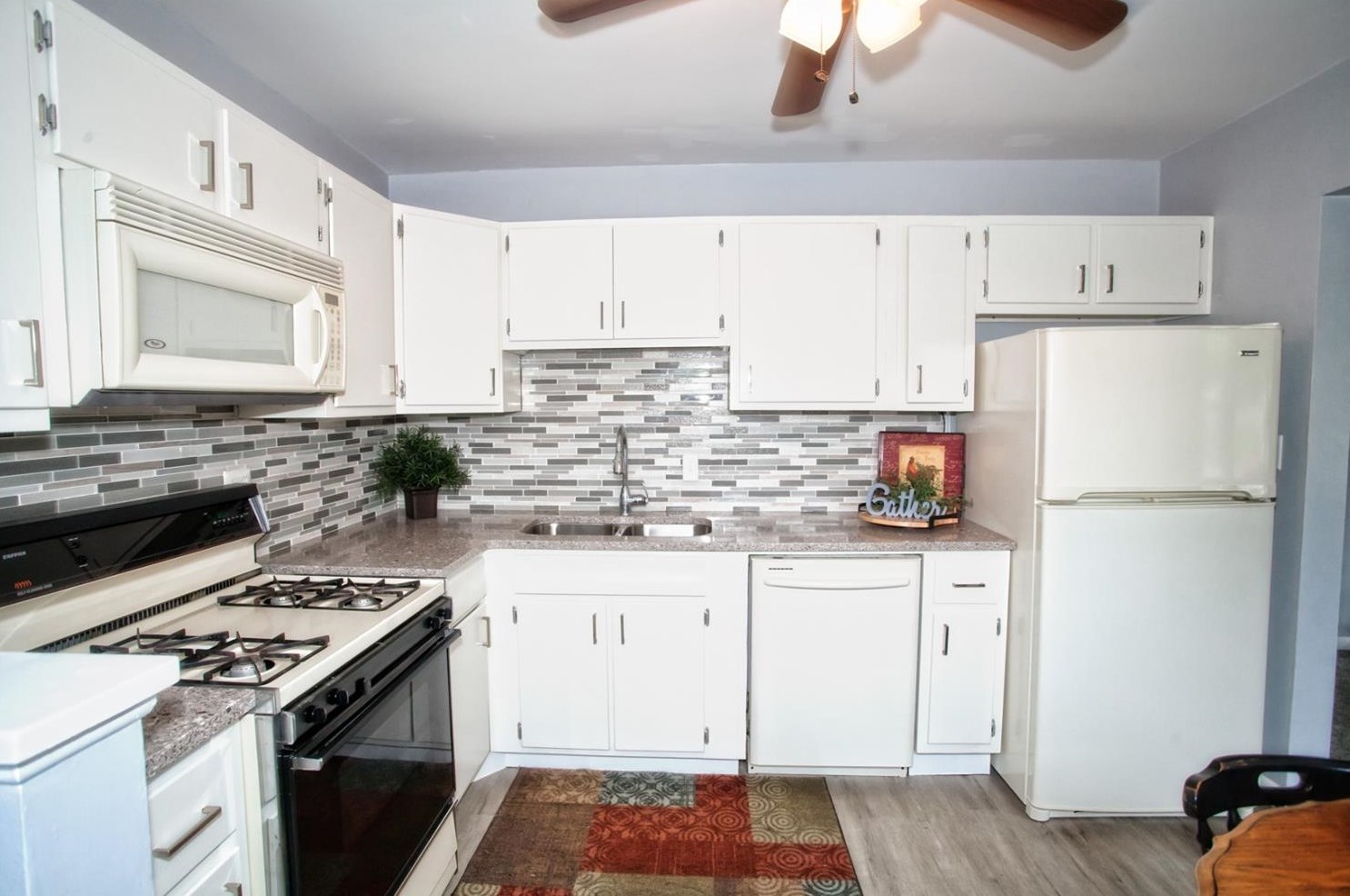 3235 Maple Dr, Hammond, IN 46322