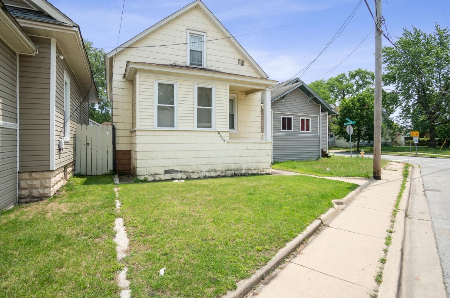 5407 Howard Ave, Hammond, IN 46320