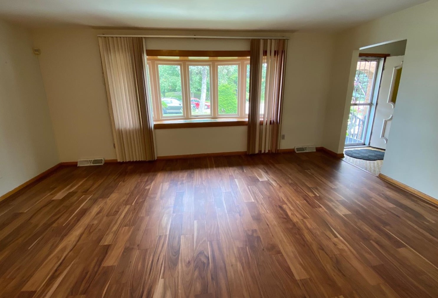 4842 Parrish Ave, East Chicago, IN 46312-3537