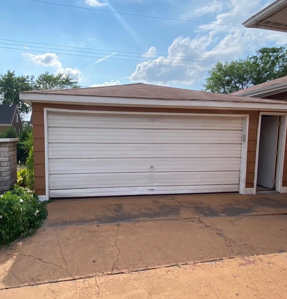 4842 Parrish Ave, East Chicago IN  46312-3537 exterior