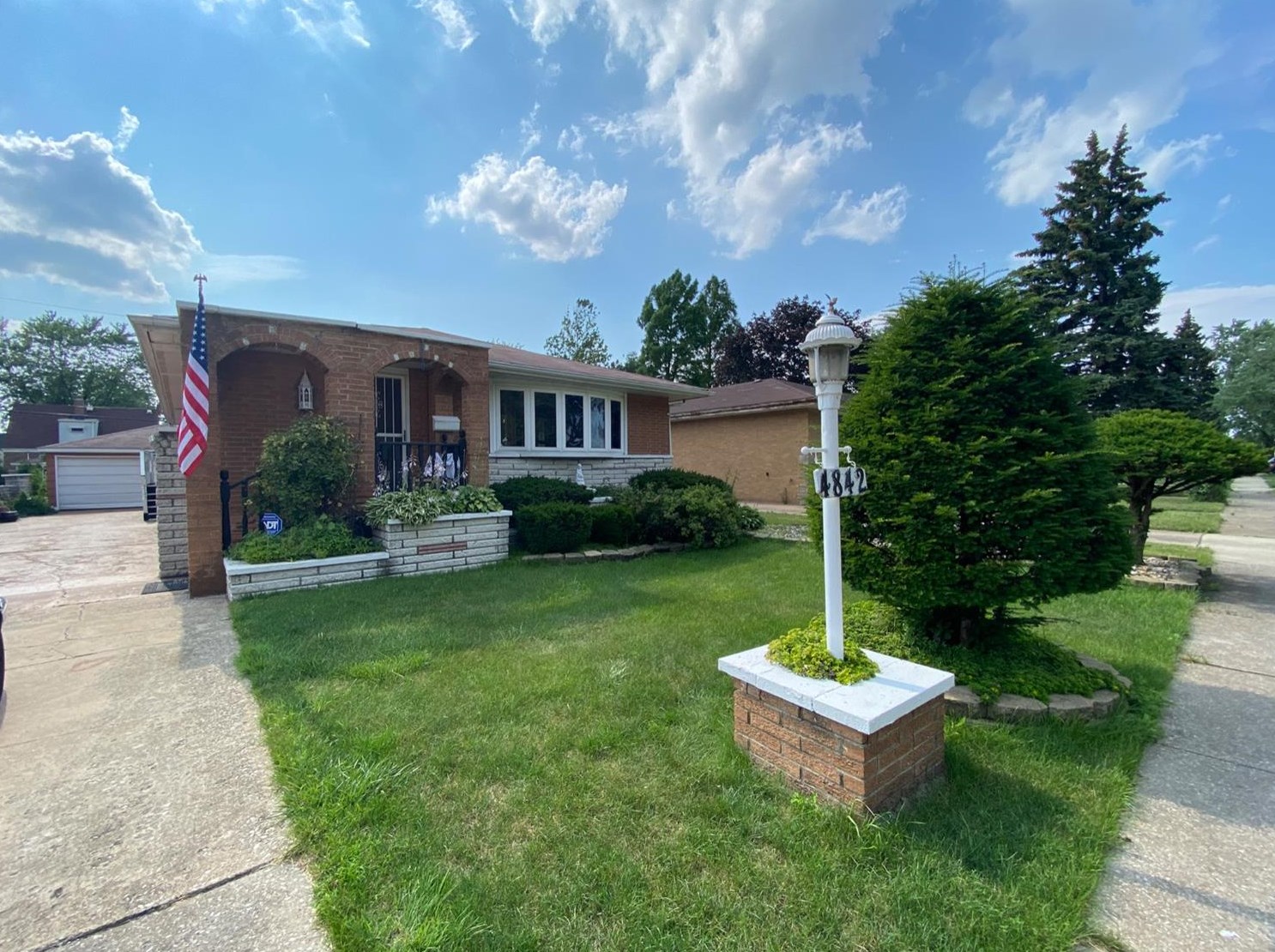 4842 Parrish Ave, East Chicago IN  46312-3537 exterior