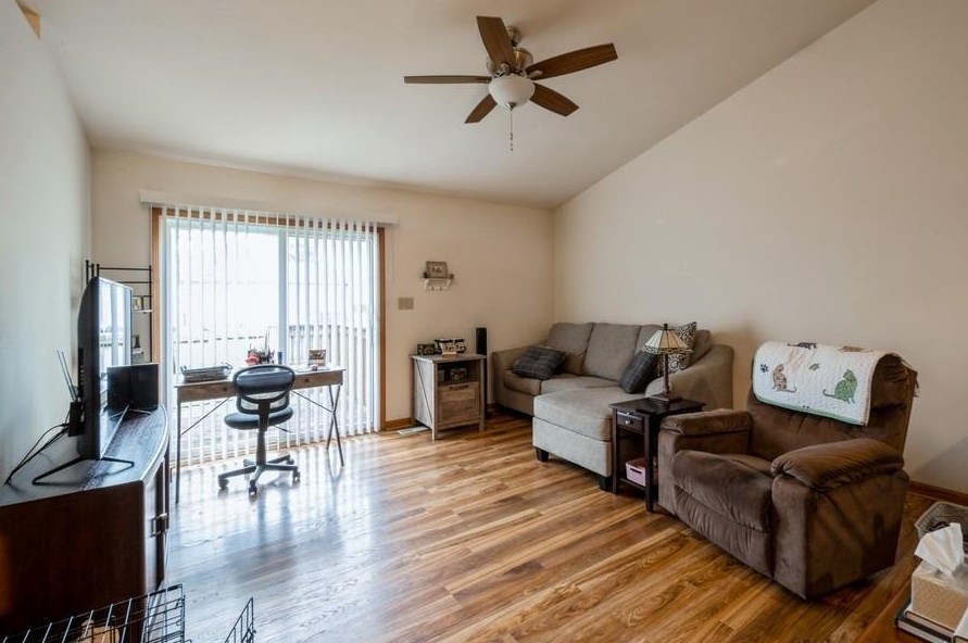 595 Wood St, Porter, IN 46304