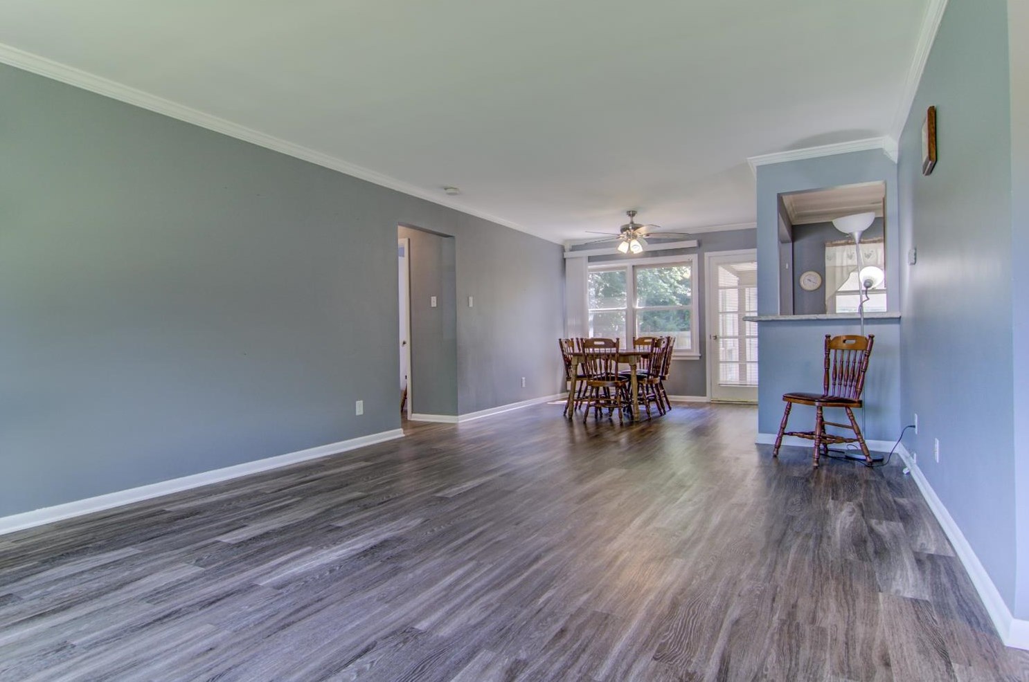 7539 State Line Ave, Hammond, IN 46321