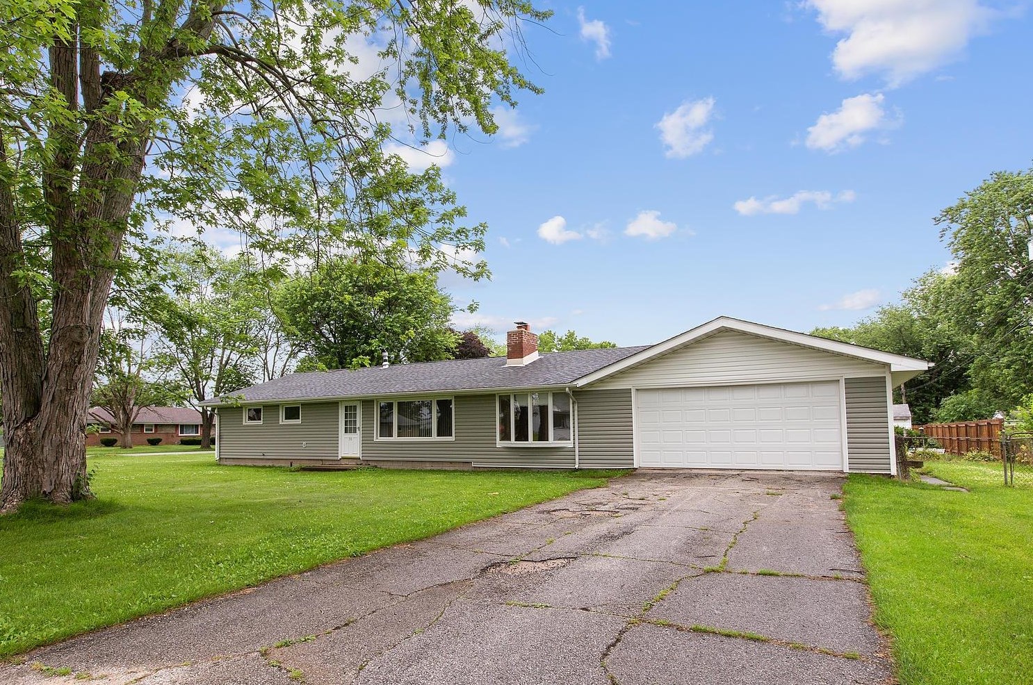 30 E 67th Ave, Gary, IN 46410