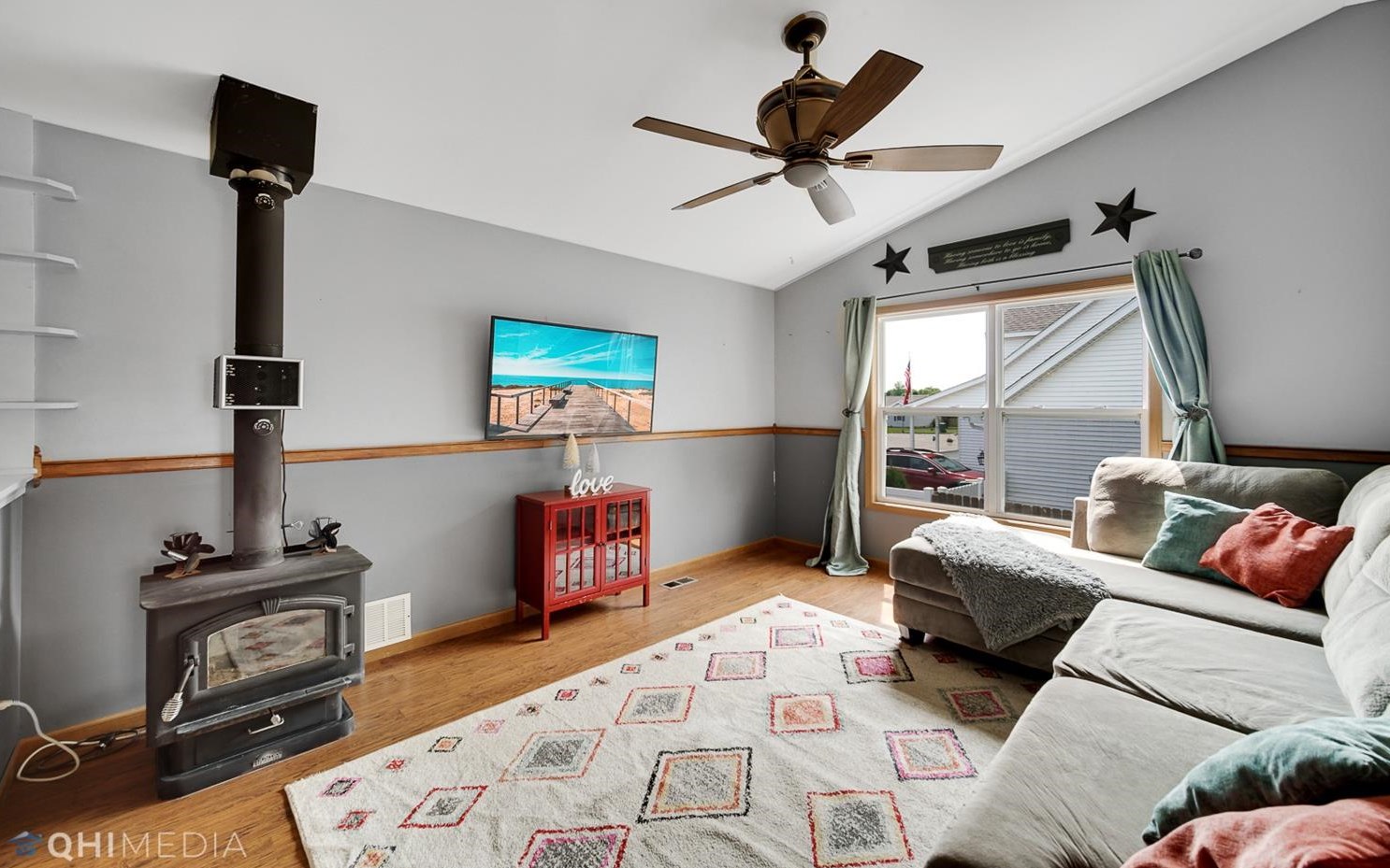 507 Julie Dr, Otis, IN 46391
