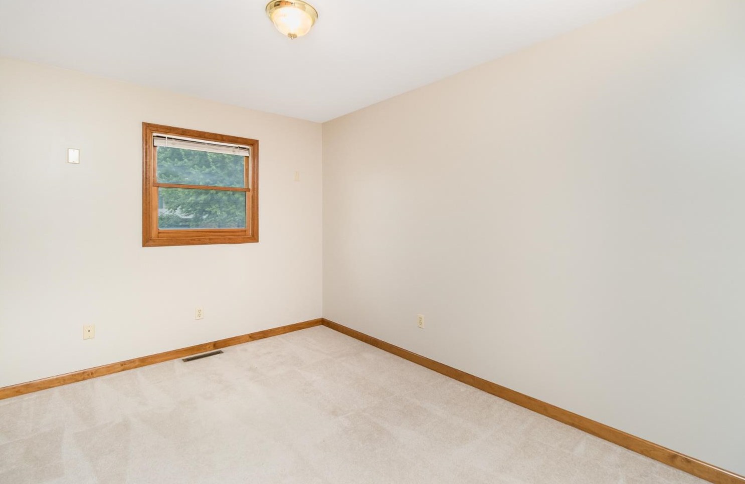 6168 Brie Ave, Portage IN  46368-3660 exterior