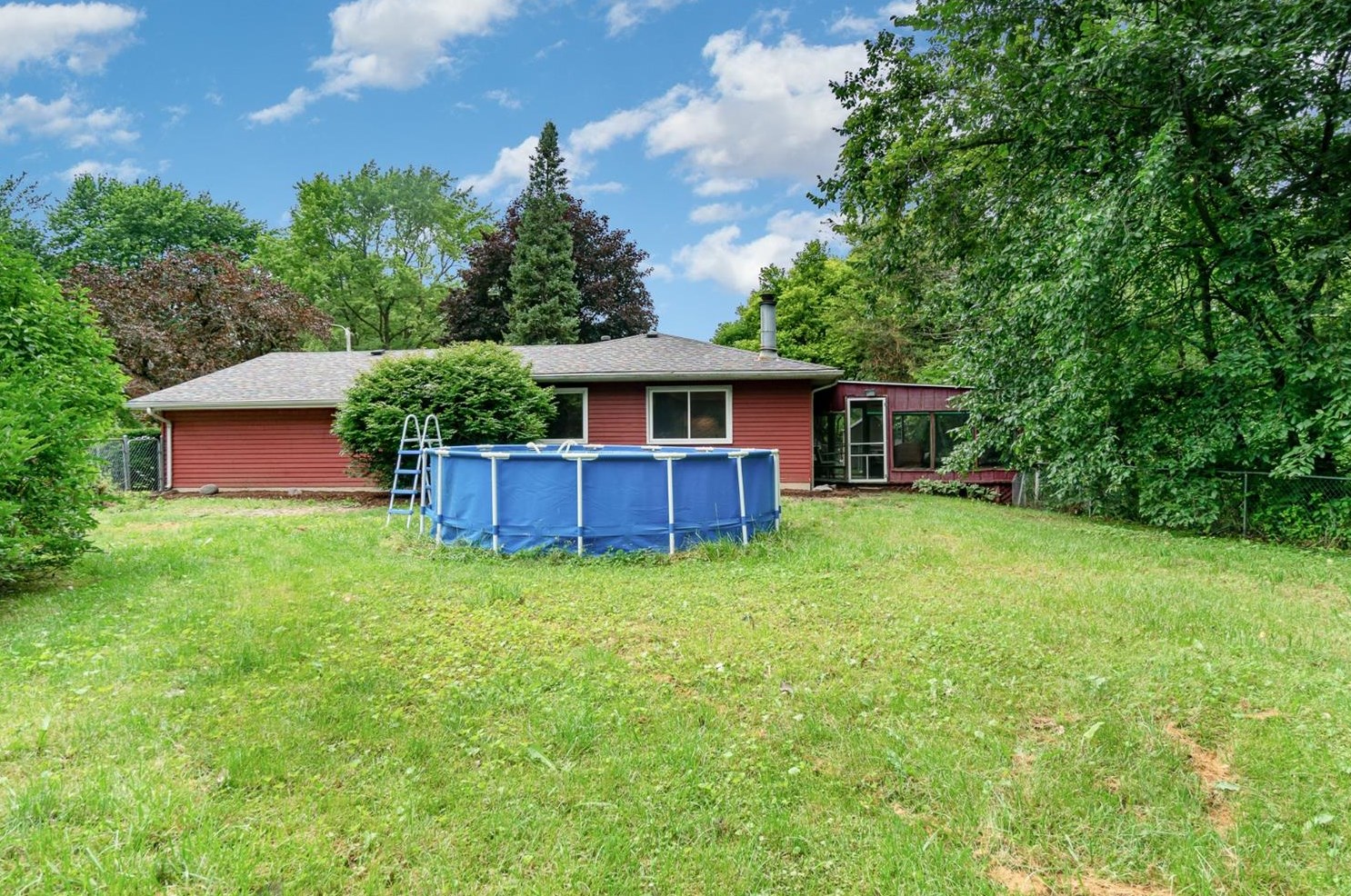 1531 Madison Ave, Dyer, IN 46311