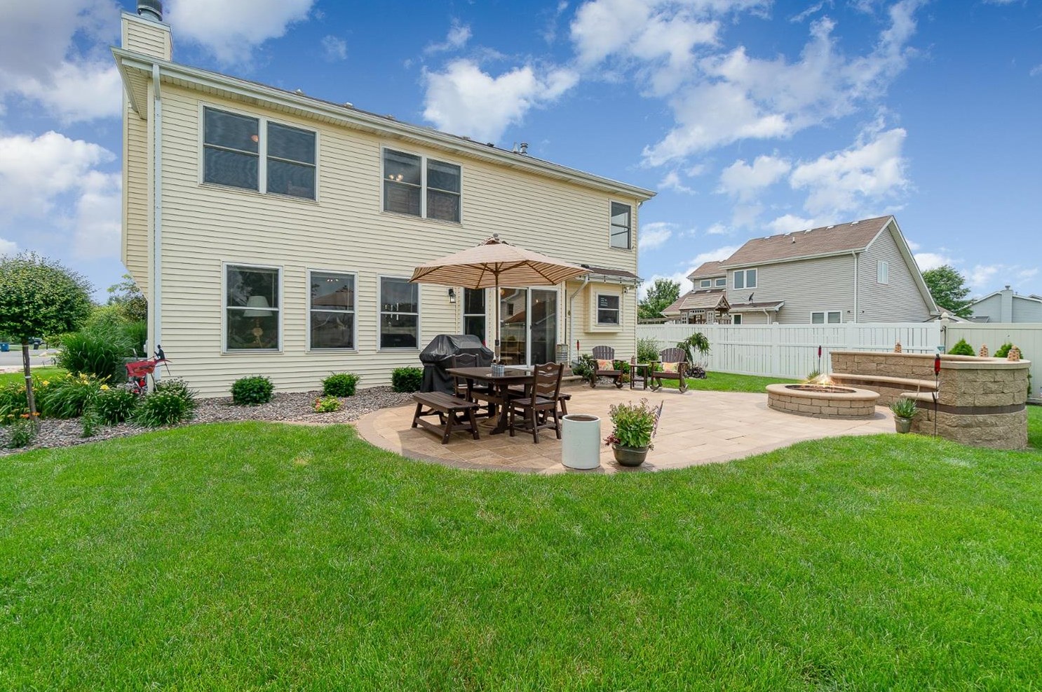 15410 98th Ave, Dyer, IN 46311