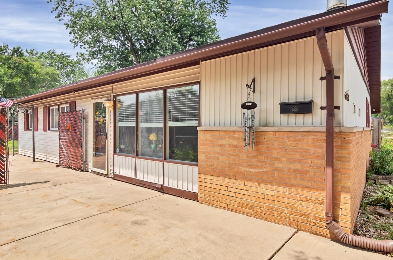 6348 New Jersey Ave, Hammond, IN 46323