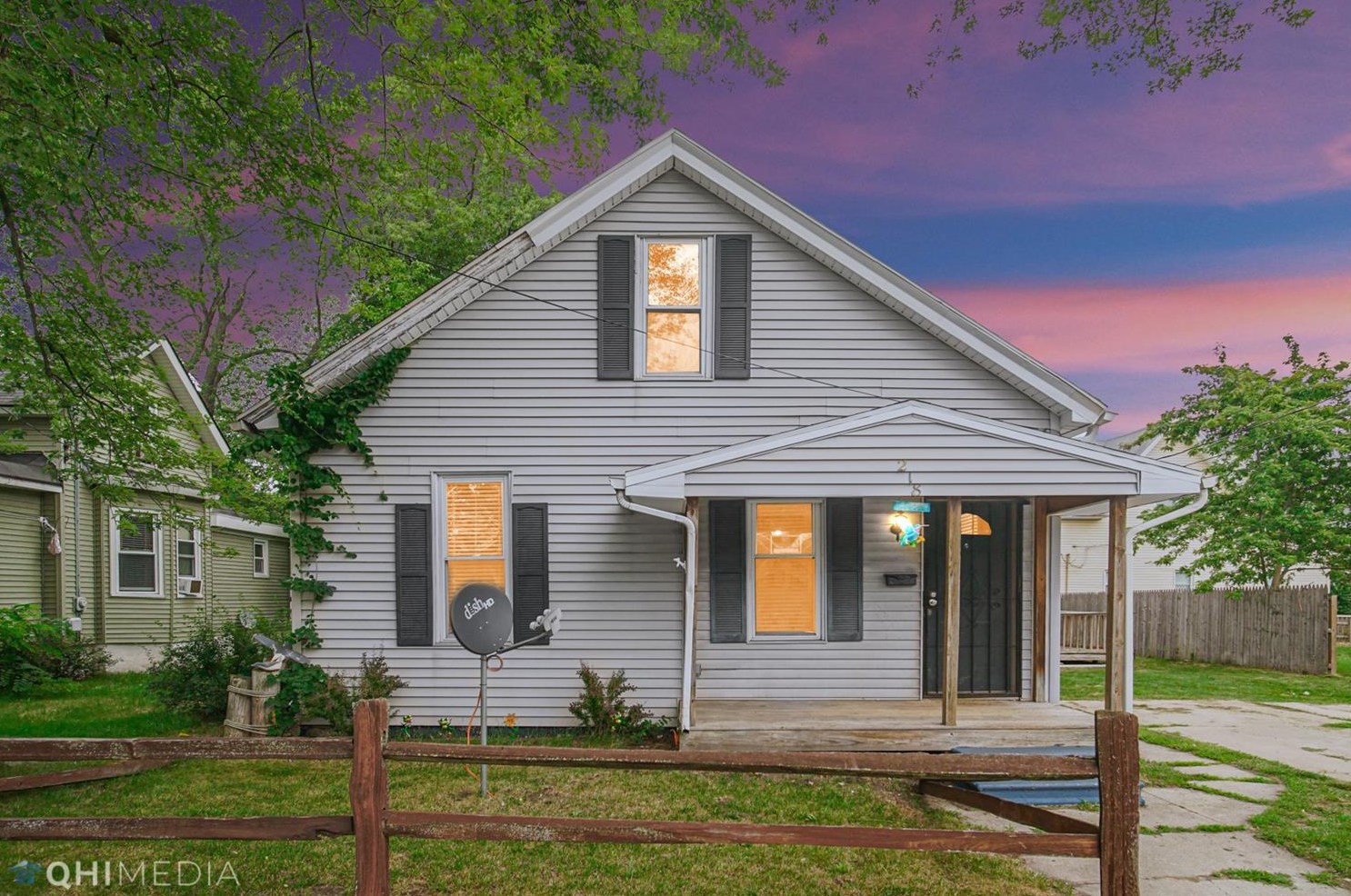 218 Grant Ave, Michigan City, IN 46360-3936