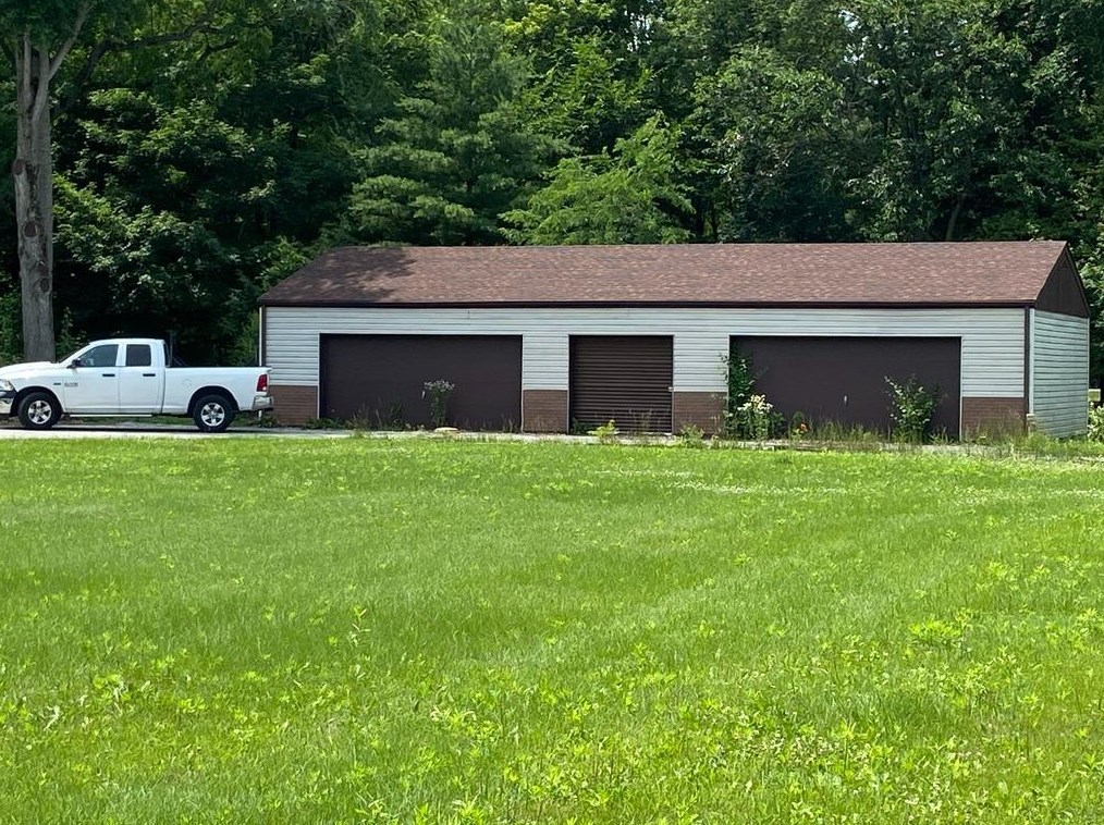 7761 E Miller Ln, Hobart, IN 46342