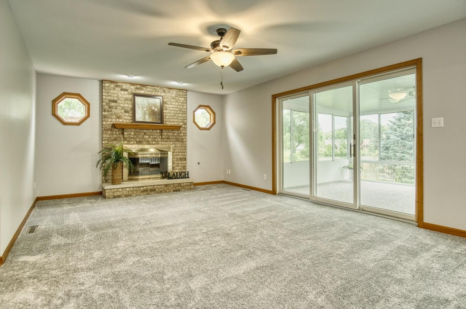 1345 Mccoy Dr, Schererville IN  46375-3031 exterior