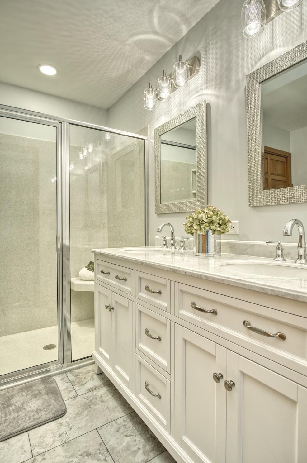 1345 Mccoy Dr, Schererville IN  46375-3031 exterior