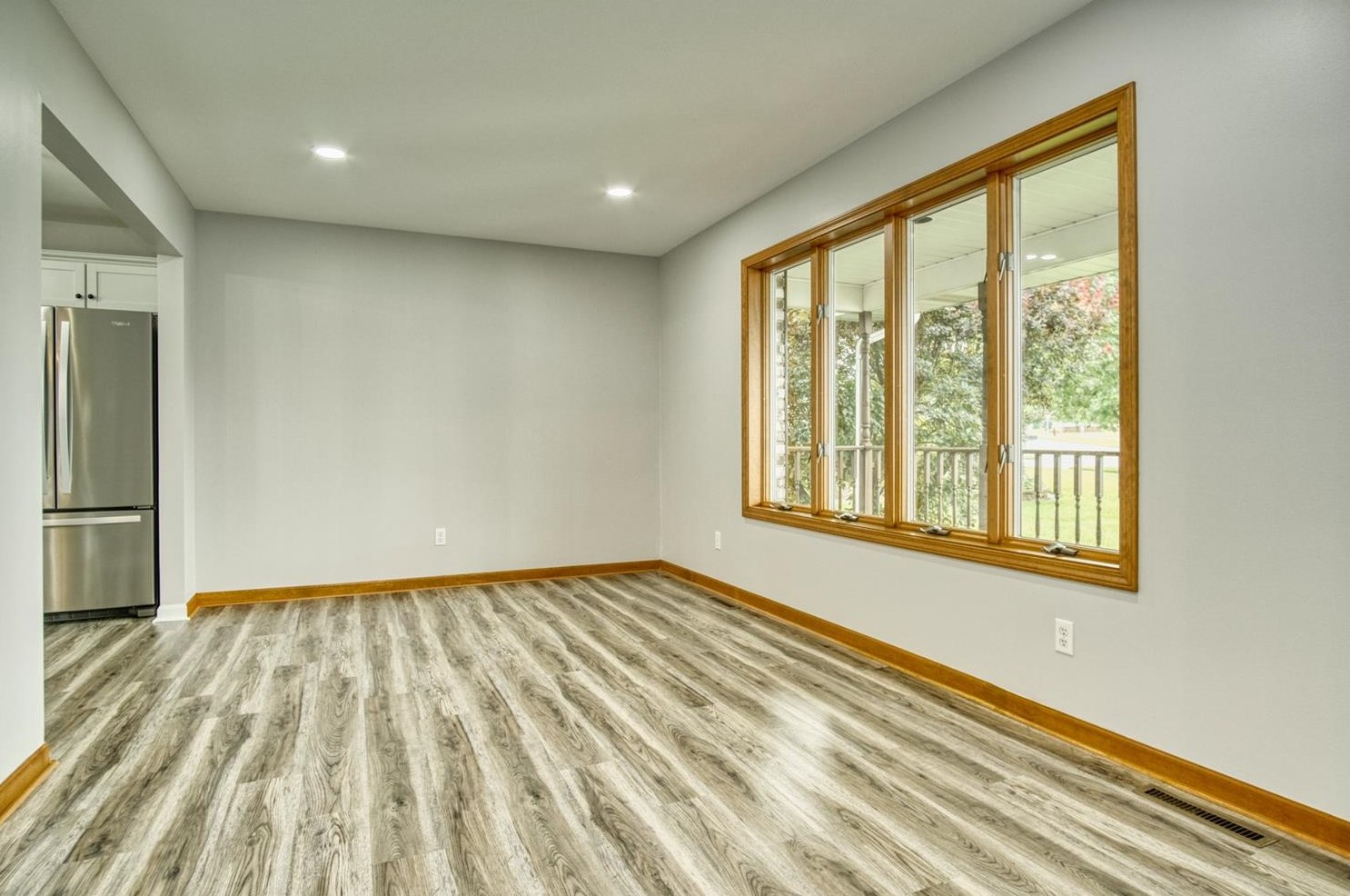 1345 Mccoy Dr, Schererville IN  46375-3031 exterior