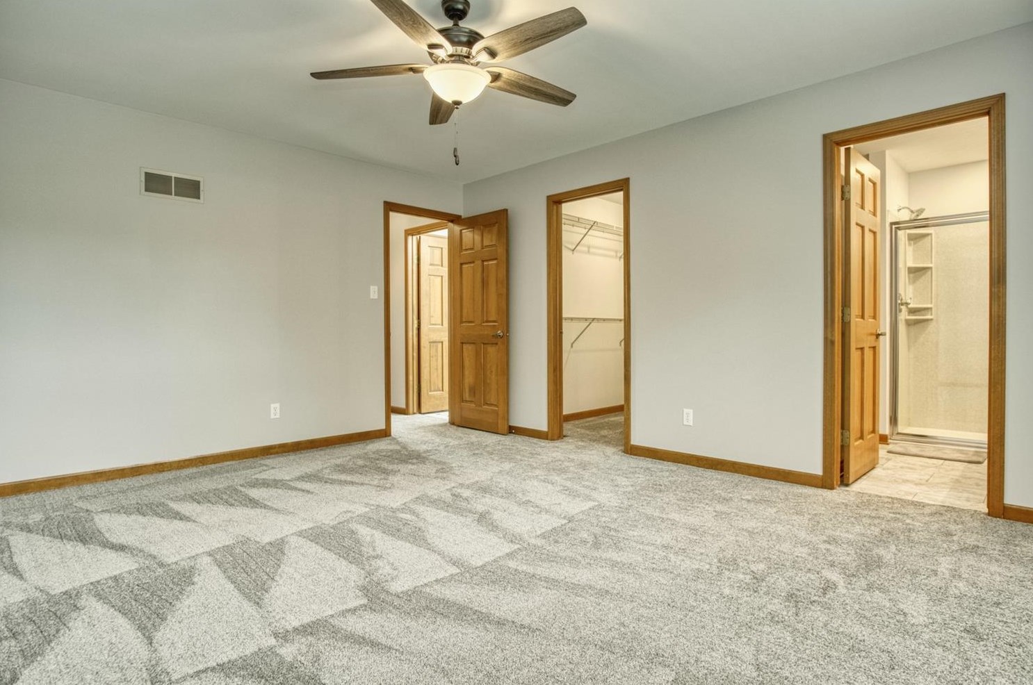 1345 Mccoy Dr, Schererville IN  46375-3031 exterior