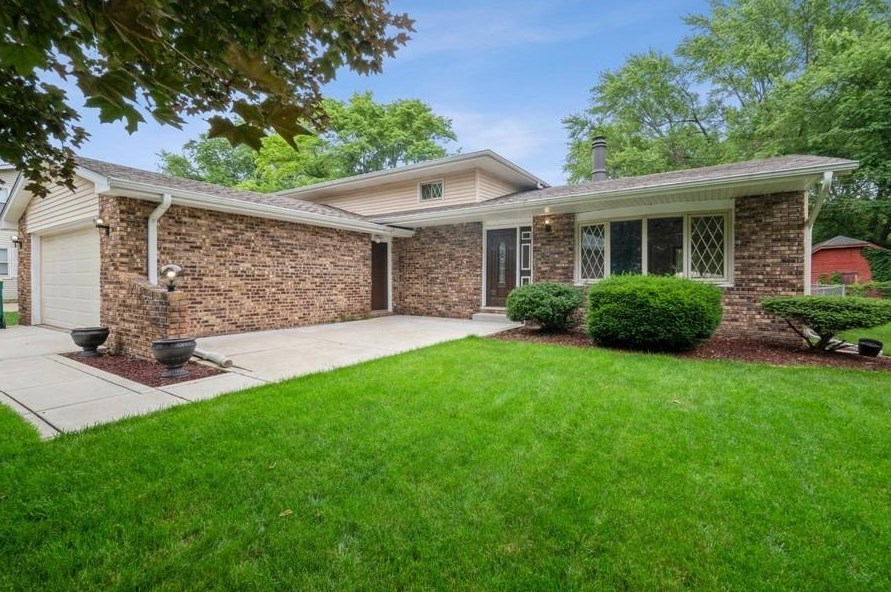 6549 Van Buren St, Gary, IN 46410