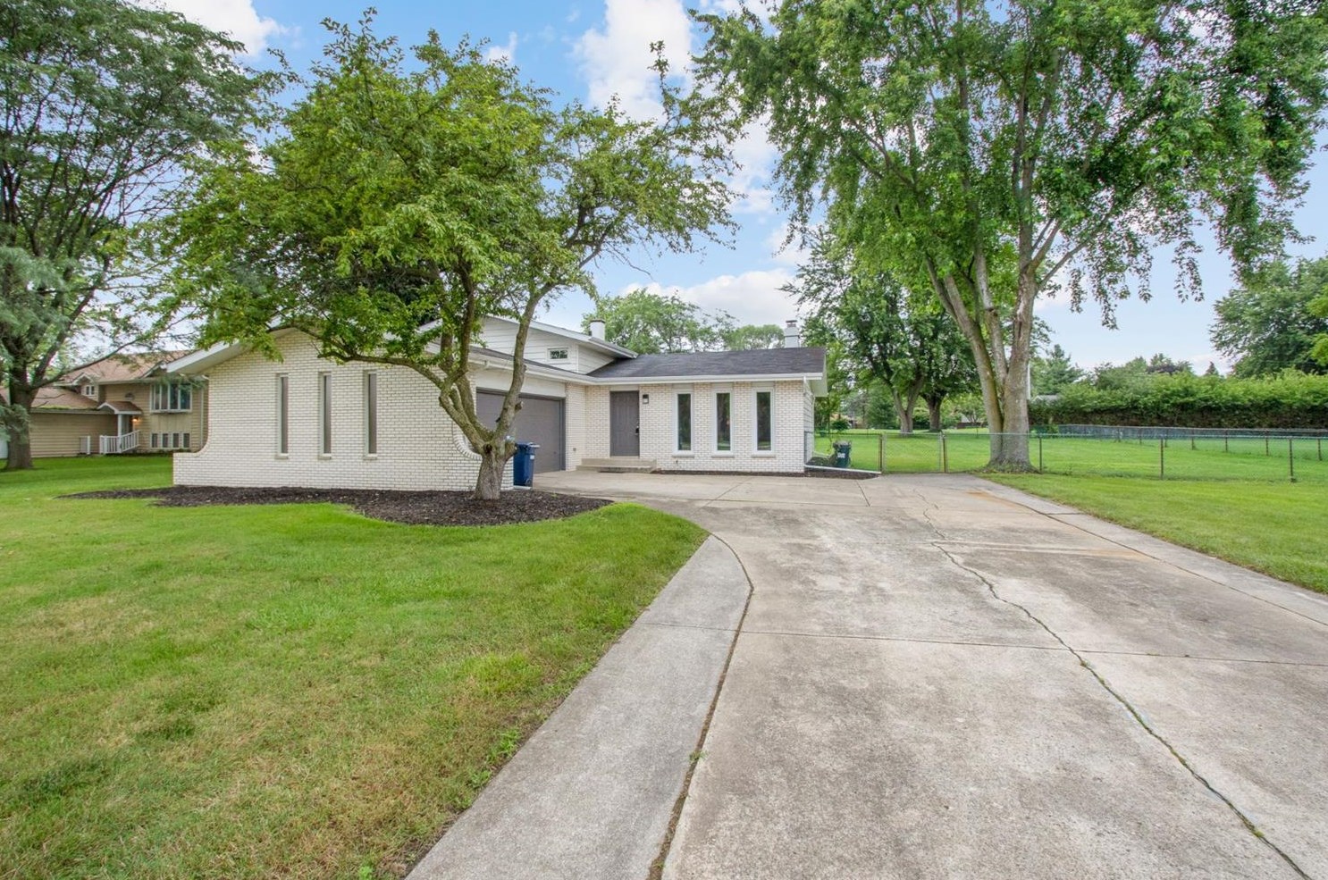 9260 W 93rd Ave, Dyer, IN 46373