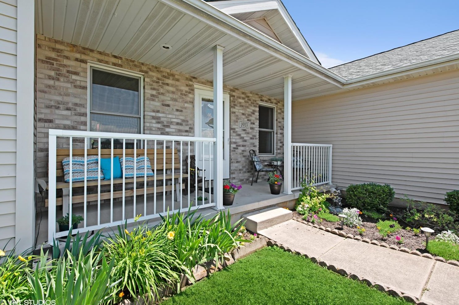 1913 Haley Ct, Otis, IN 46391