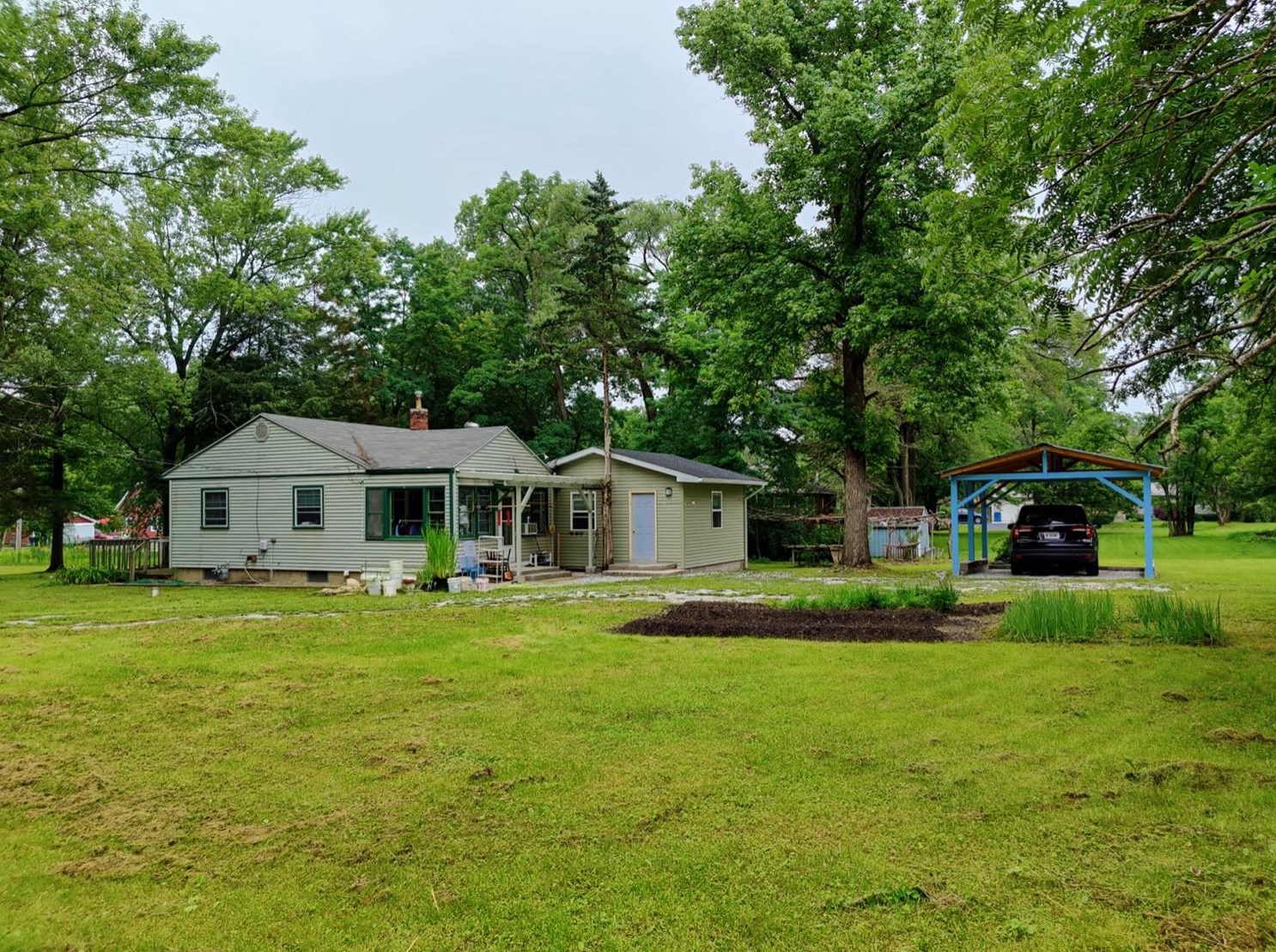 20 E Burwell Dr, Porter, IN 46304