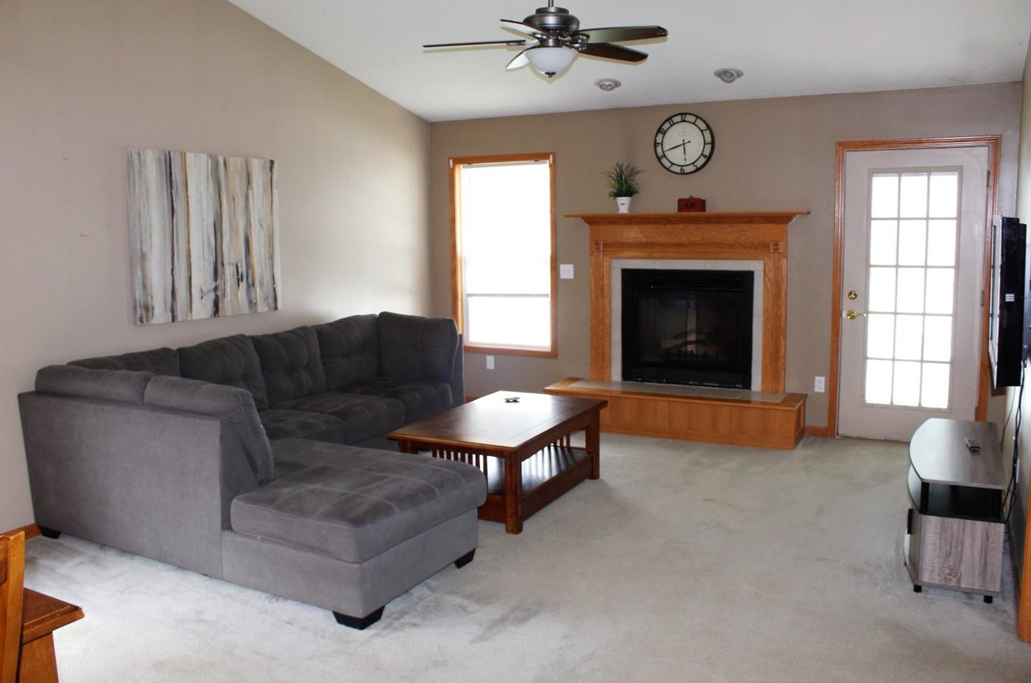 1105 Pine Creek Rd, Valpo, IN 46383