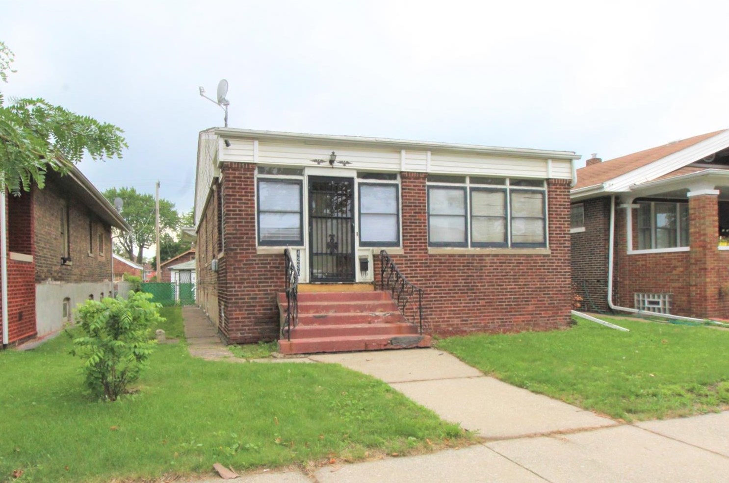 4230 Indianapolis Blvd, East Chicago, IN 46312-2528