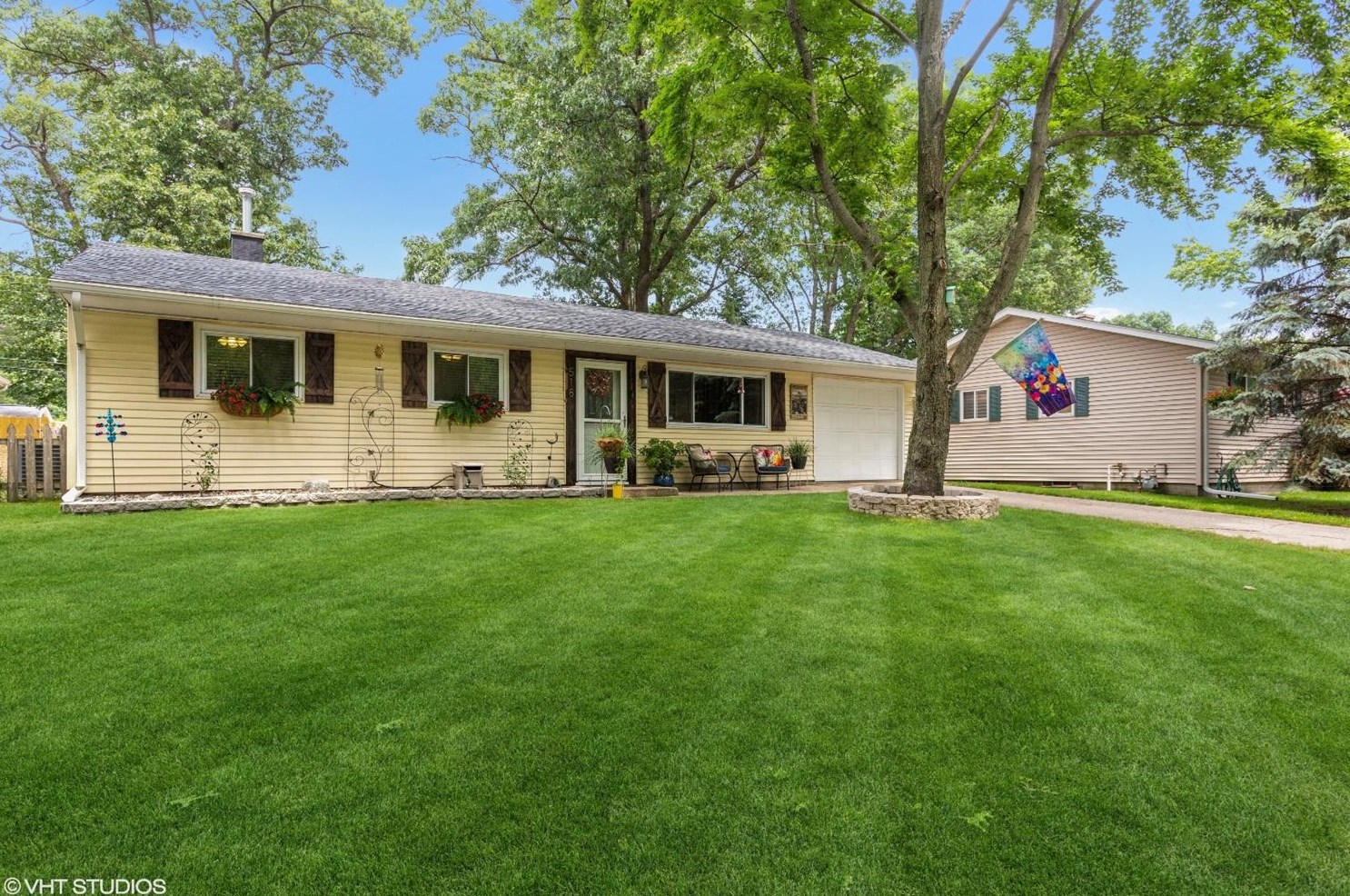 518 Washington Park Blvd, Michigan City, IN 46360-2053