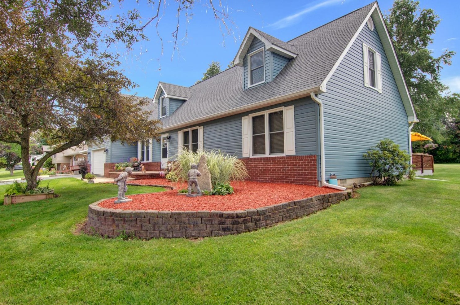 242 S State Road 49, Valpo, IN 46383