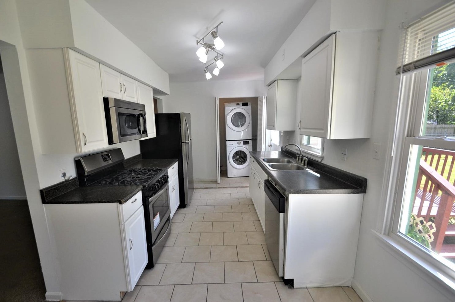 2828 Eleanor St, Portage IN  46368-3638 exterior