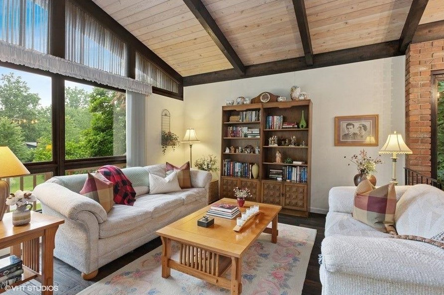 3605 Cross Trl, La Porte, IN 46350-8234