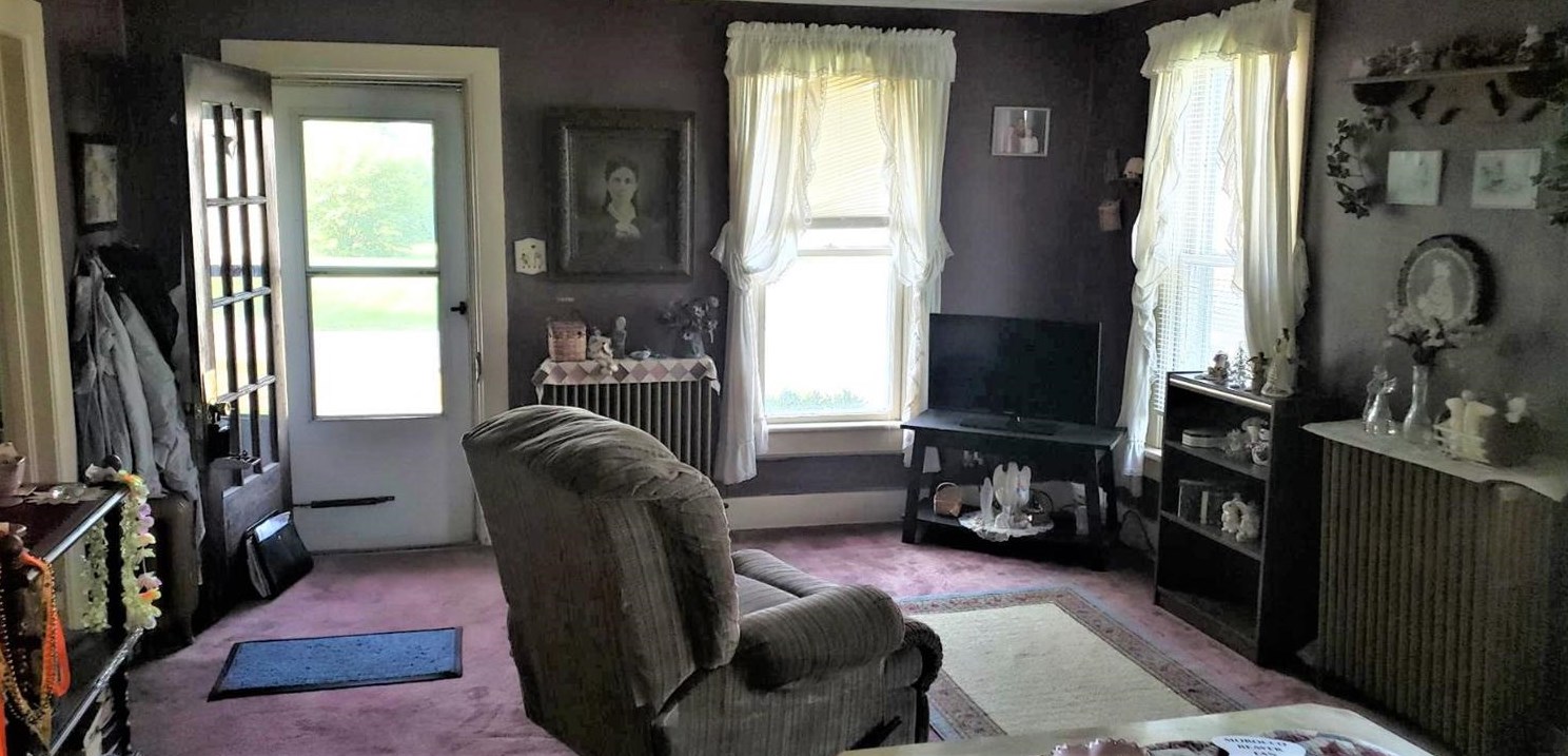 309 E College Ave, Morocco, IN 47963