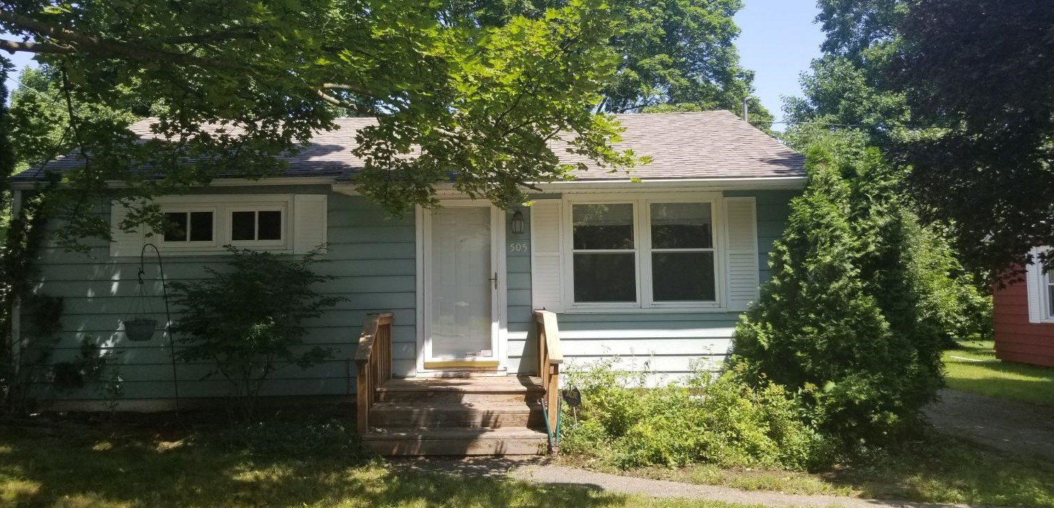 505 13th St, La Porte, IN 46350-5715