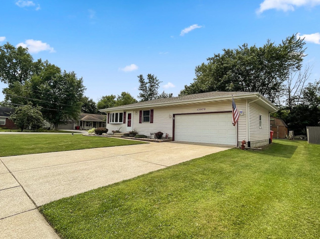 13970 Orchard Dr, Cedar Lake, IN 46303
