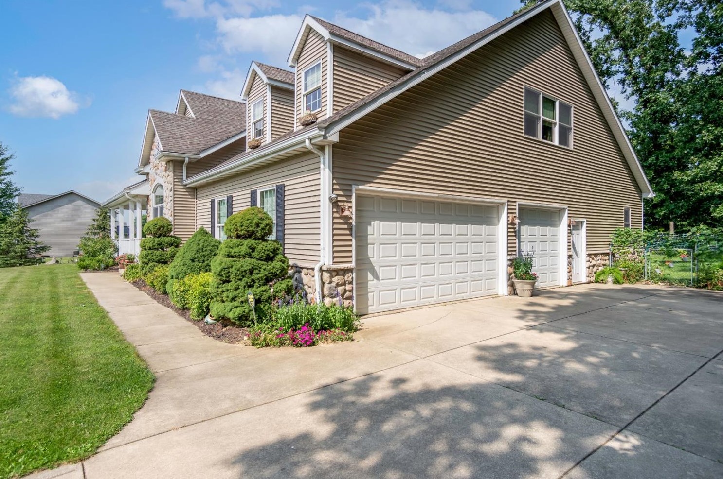 119 Teton Ct, Hebron, IN 46341