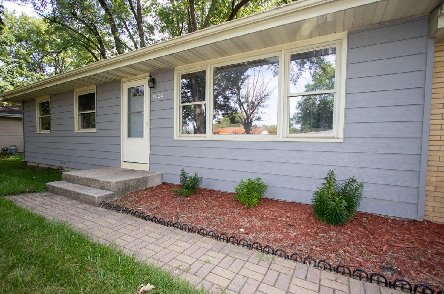 5820 Newport Ave, Portage, IN 46368-2024