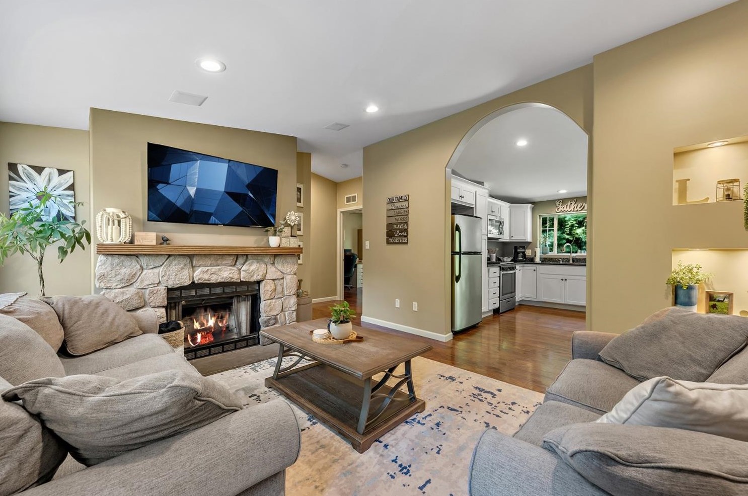 1310 Washington St, Porter, IN 46304