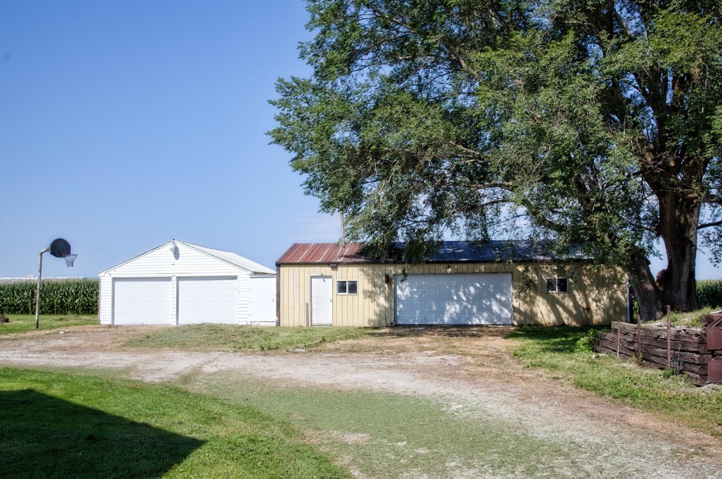 10398 S 650 E, Brook, IN 47922