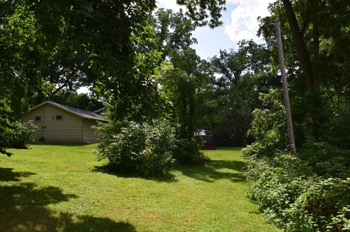 10 S State Road 2, Valpo, IN 46385
