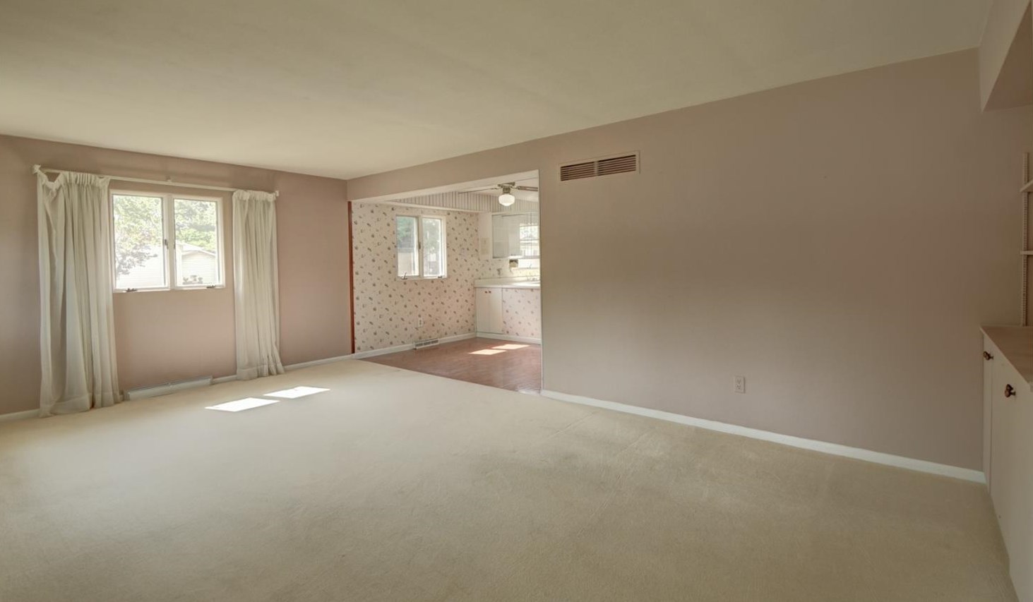 604 Elm St, Griffith IN  46319-2069 exterior