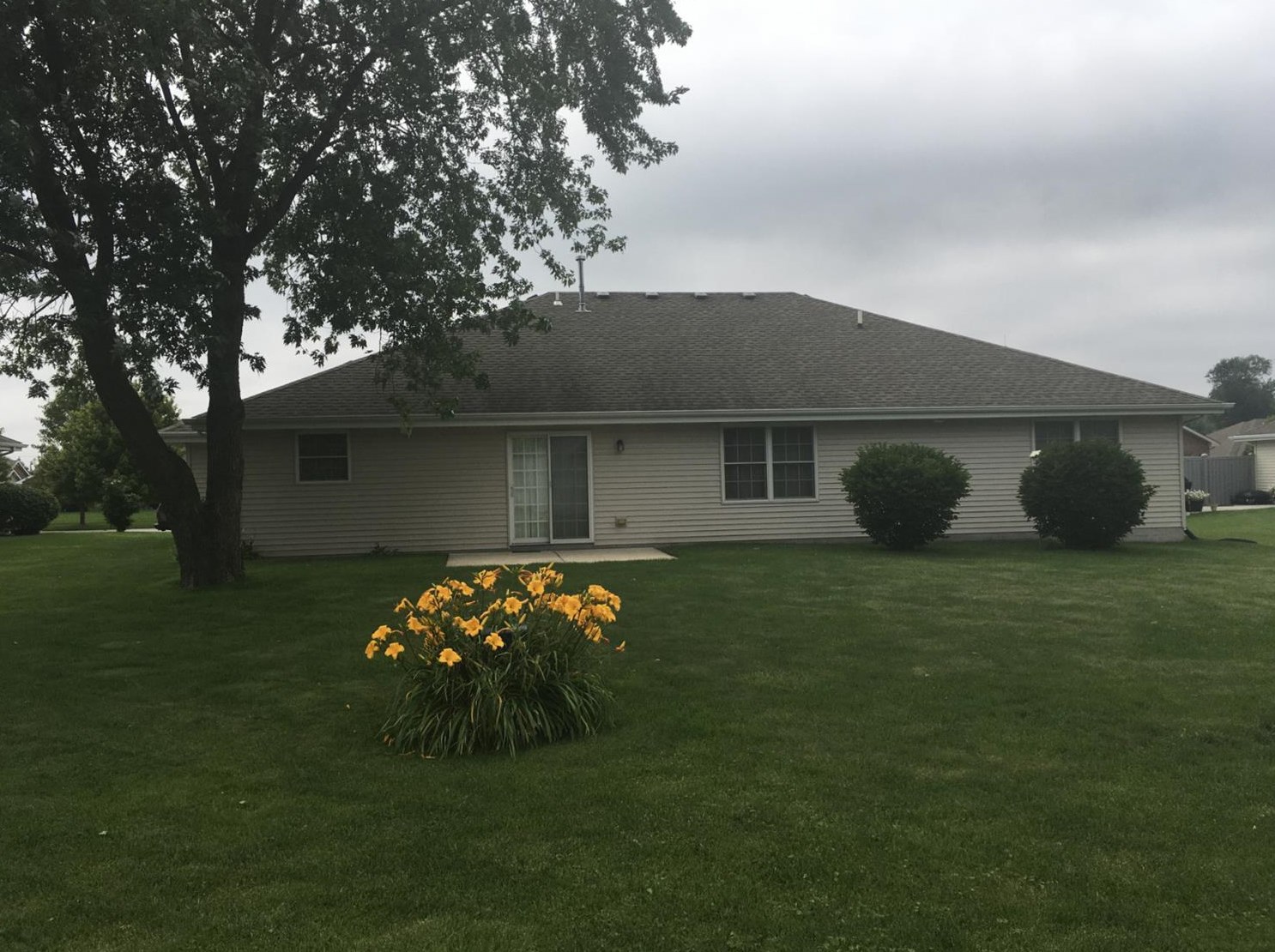 1021 Harvey St, Griffith, IN 46319-1521