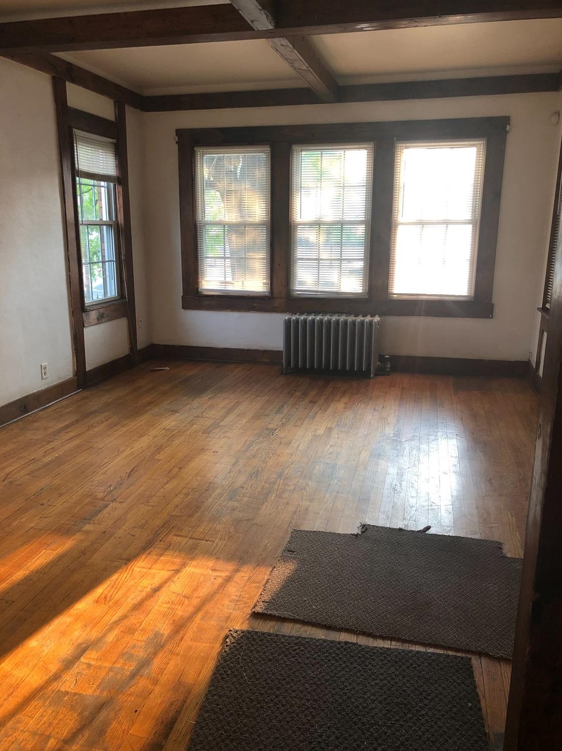 4321 Indianapolis Blvd, East Chicago, IN 46312-2627